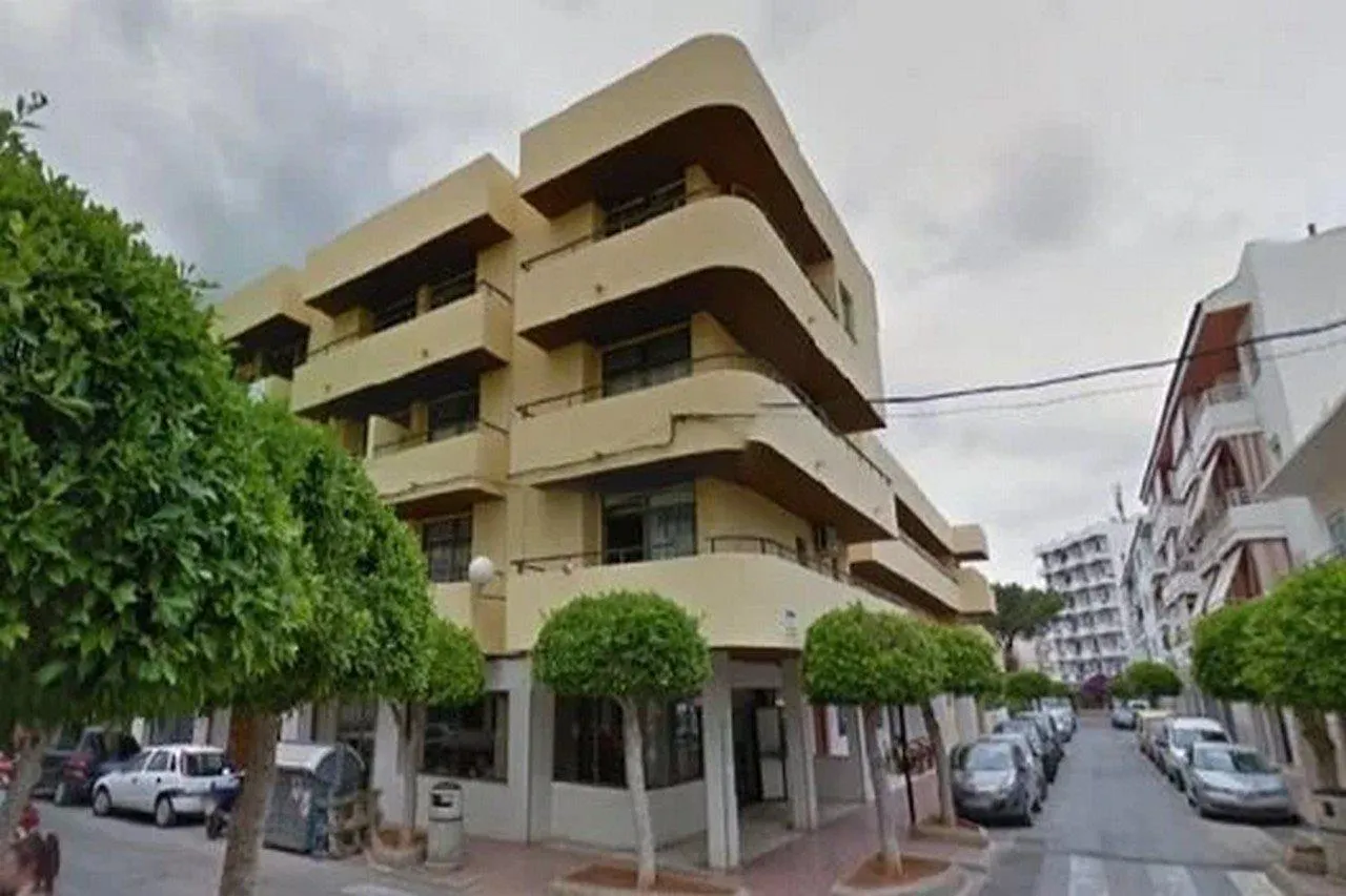 Amistat Island Hostel Ibiza - Albergue Juvenil 聖安東尼奧 0*,