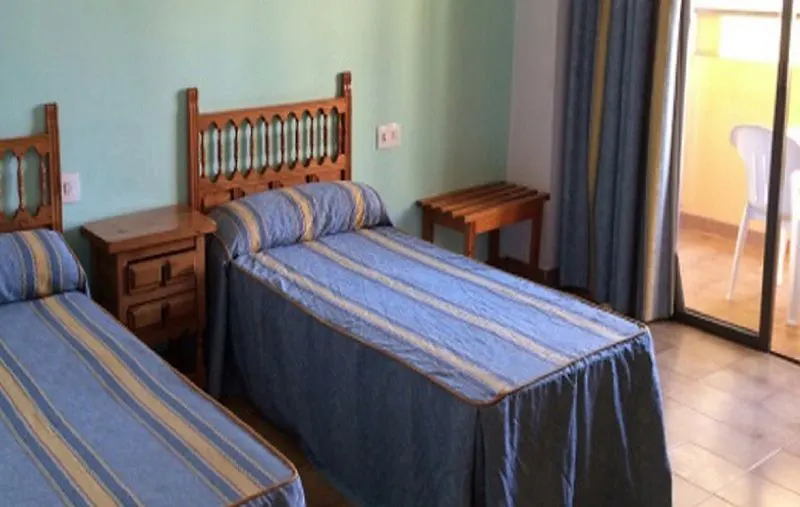 Amistat Island Hostel Ibiza - Albergue Juvenil 聖安東尼奧