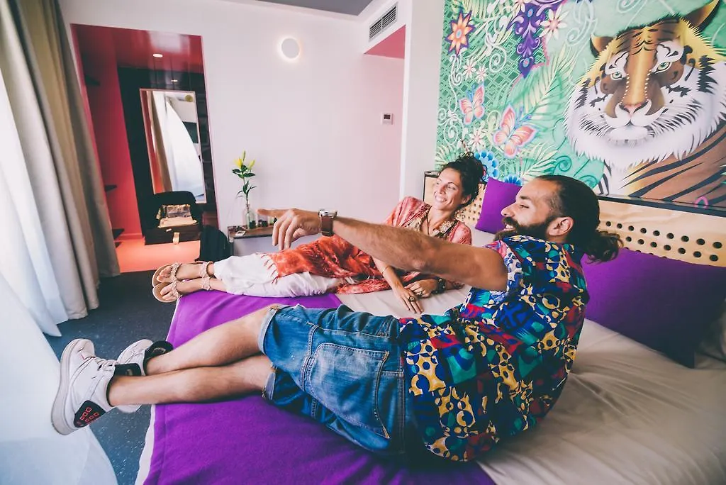 Amistat Island Hostel Ibiza - Albergue Juvenil 聖安東尼奧