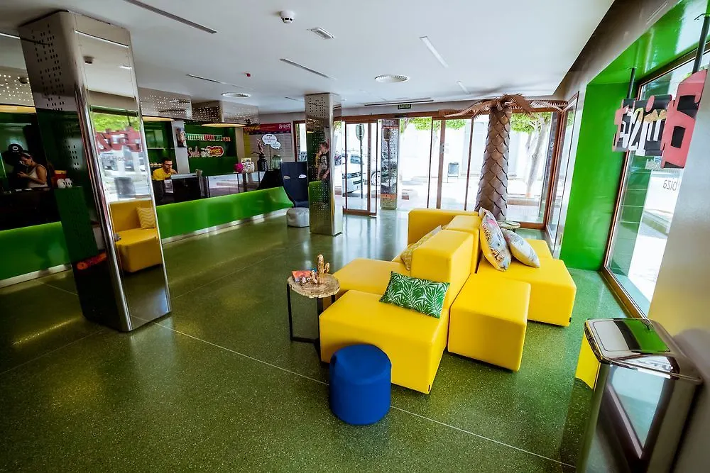 Amistat Island Hostel Ibiza - Albergue Juvenil 聖安東尼奧