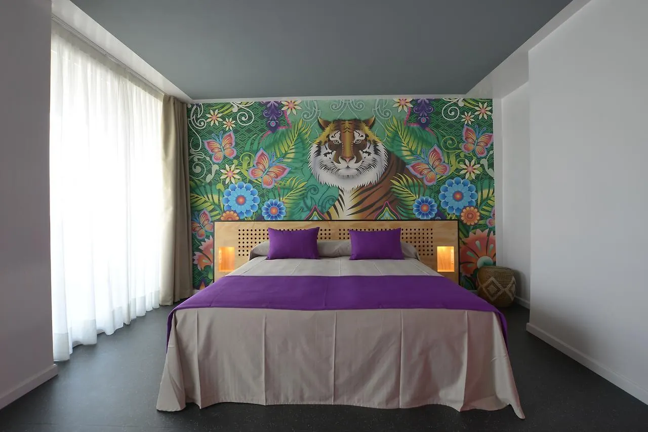 Amistat Island Hostel Ibiza - Albergue Juvenil 聖安東尼奧 西班牙